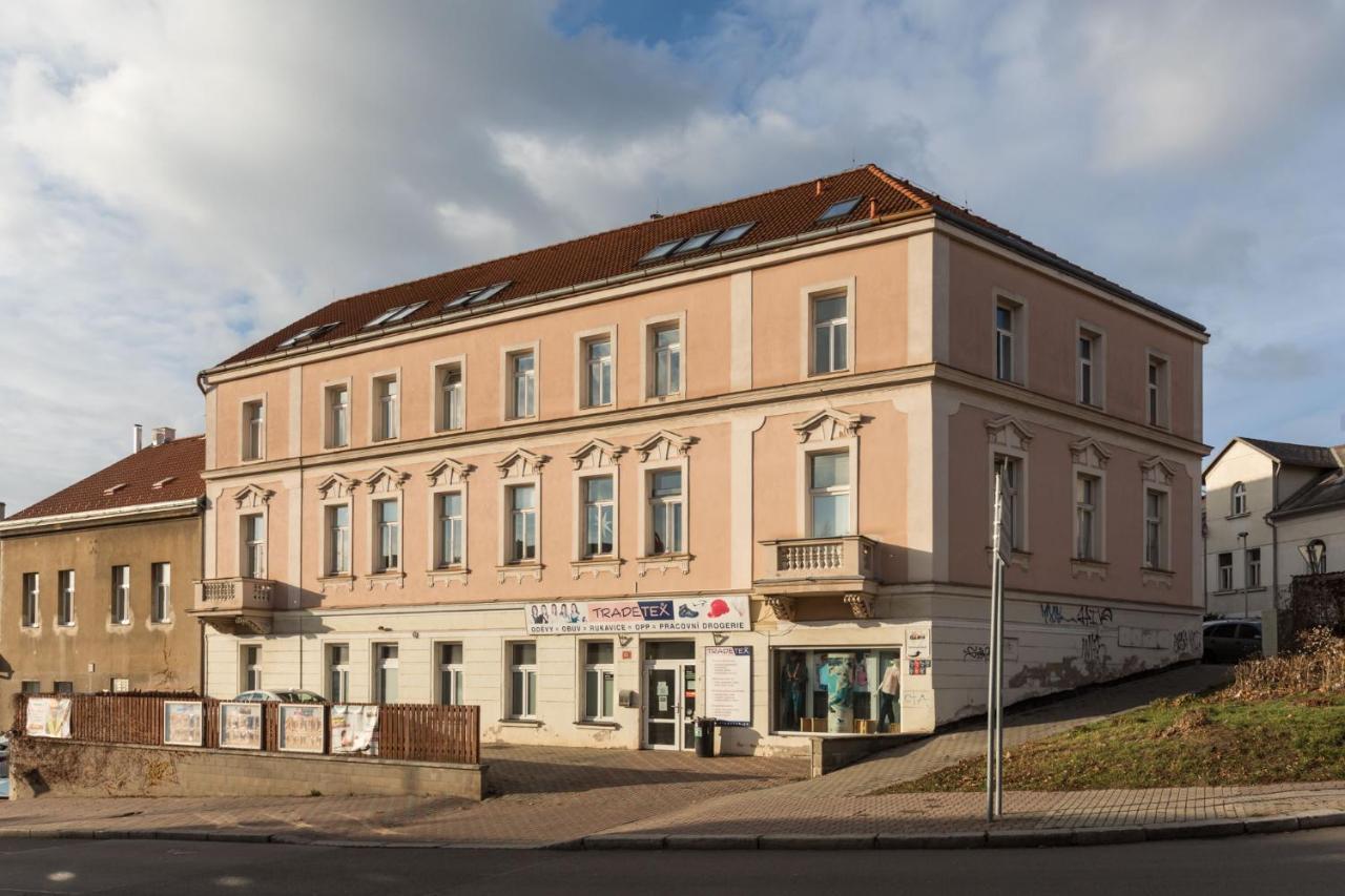 Sunshine Apartment Near The City Center Prague Exterior photo